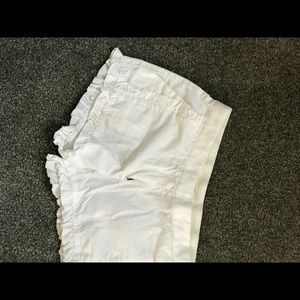 White lily kids shorts with ruffle
